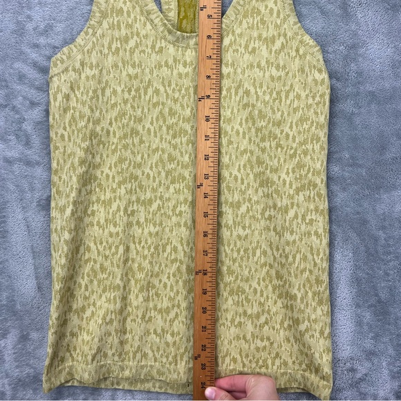 Athleta Momentum Allure Print Workout Tank Top Athletic Exercise Shirt Women Sm - Picture 9 of 9